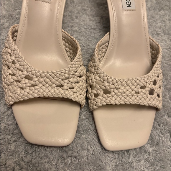 Steve Madden Kitten Heels - Picture 3 of 6